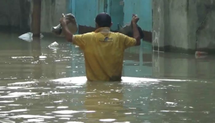 Hujan Semalaman, 19 Titik Banjir Masih Hantui Wilayah Kota Bekasi