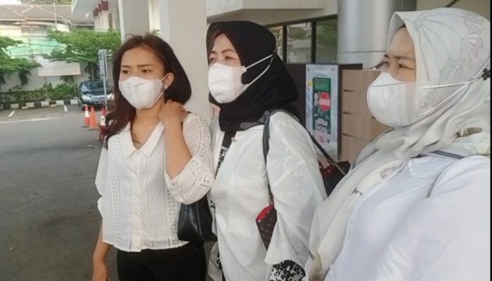Sidang Kasus Persetubuhan Anak Dibawah Umur Penuh Misteri, Pihak Korban Ngamuk di Kantor Kejari Kota Bekasi