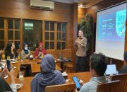 Dampak Pandemi, 4 dari 10 Orang yang Tinggal di Jabodetabek Alami Kesepian