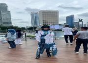 Cosplayer Game Honkai: Star Rail Ramaikan Jalanan di Sekitar Bundaran HI Jakarta