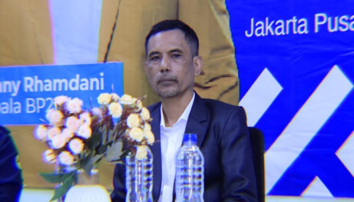 Otak Lu Gelap Pung…..! Makan Gratis Bisa Turunkan Kemiskinan 2,6%?