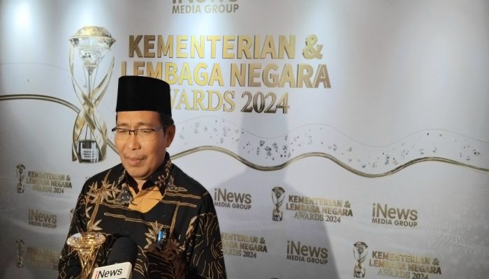 Kemenag Raih Kementerian dan Lembaga Awards 2024 dengan Program Zero Poverty untuk Pengentasan Kemiskinan