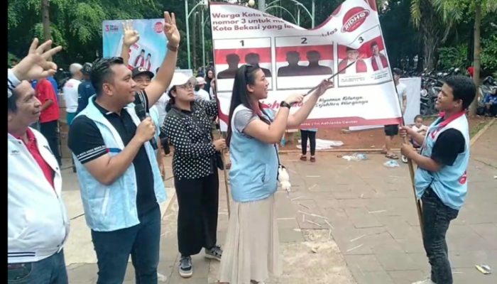 Ribuan Warga Antusias Hadiri Sosialisasi Kartu Keren dan Simulasi Pilkada di Hutan Kota Bekasi