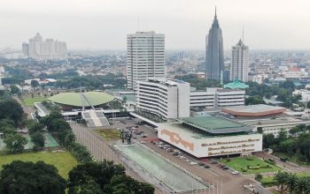 Pro Kontra, Netizen Usulkan Wakil Rakyat Lulusan S2 Dan Punya Toefl 500