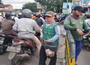 Di Ambang Penertiban, Juru Sumbangan Pembangunan Mesjid Di Jalan Berharap Dapat Diberikan Pekerjaan Baru Jika Dilarang