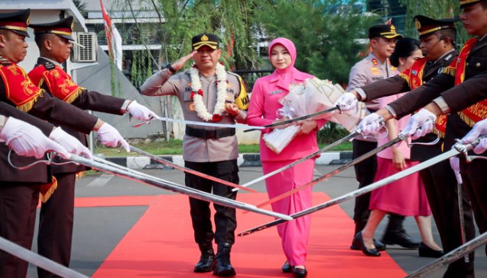 Tongkat Komando Polres Metro Tangerang Kota Berpindah