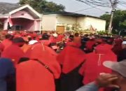 Warga Dukuh Zamrud Geruduk Rumah “Umi Cinta”, Tolak Pengajian Diduga Menyimpang