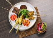 Staycation Makin Seru, Nikmati Permainan Biliar dari 7th Sky Lounge di Vasaka Hotel Jakarta