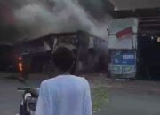 Main Bakar Sampah Dicuekin Berujung Kebakaran Sejumlah Lapak di Mustikasari Kota Bekasi
