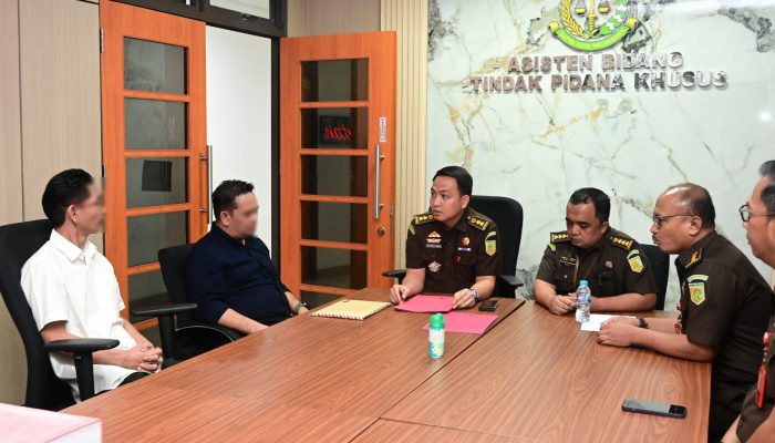 Kejati Jabar Tetapkan 2 Tersangka Kasus Dugaan Korupsi Tunjangan Rumah DPRD Kabupaten Bekasi Senilai 20 Milyar