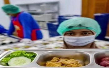 Edan Temuan 1700 SPPG Nakal, Potong Ayam Jadi 20 Bagian Dari Standar 8 Potong