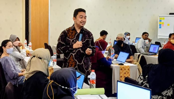 Pakar Marketing Online Indonesia Ini Beri Inovasi Cara Dorong UMKM Sampai Perusahaan Naik Kelas di Era Digital