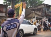40 Bangunan Liar Bantaran Kali Harun Pondok Melati Ditertibkan