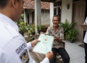 Tak Bisa Datang ke Kantor, BPN Kota Bekasi Hadirkan Layanan Antar Sertipikat ke Rumah